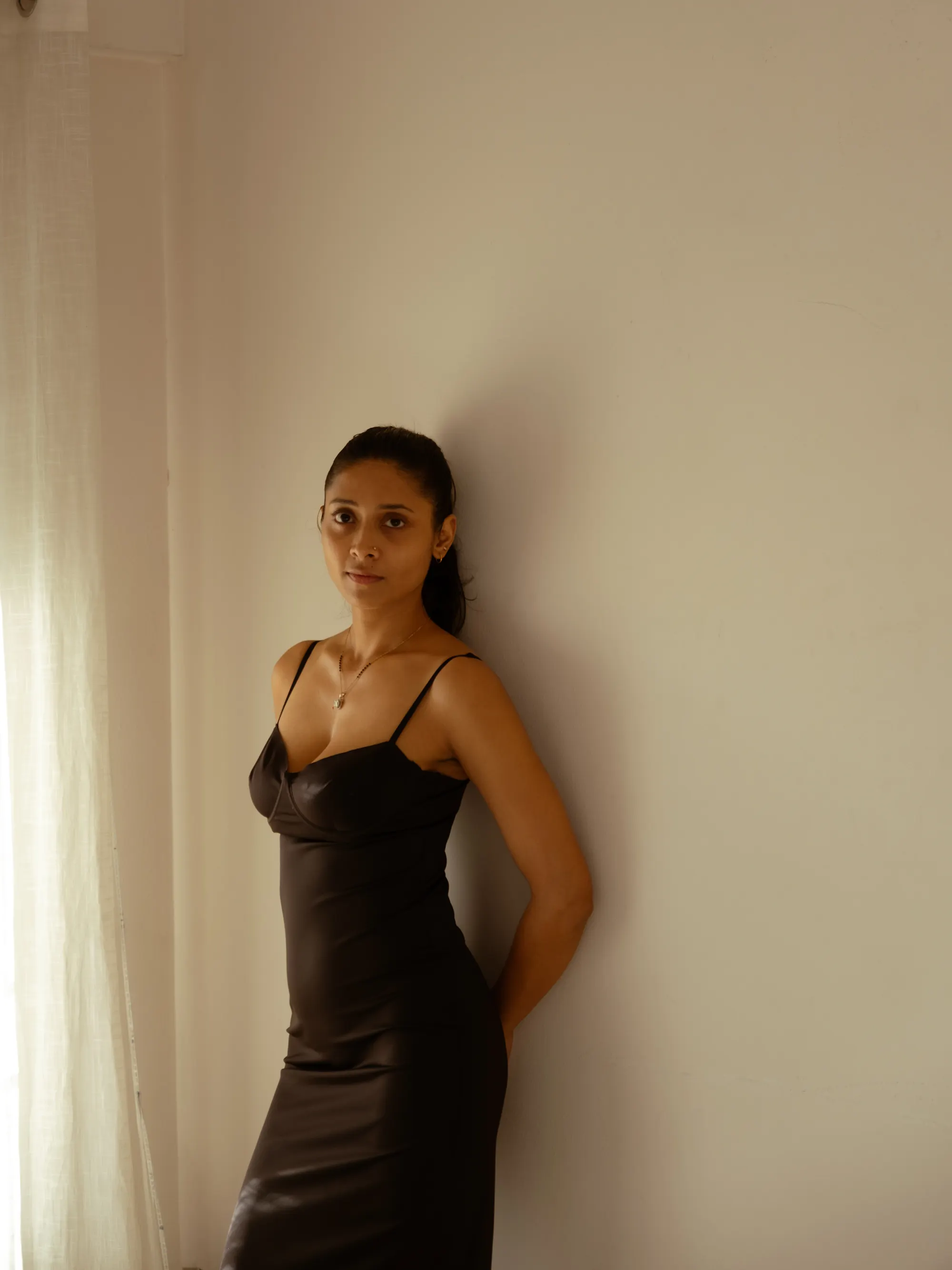 Devishakti photography: Window portrait